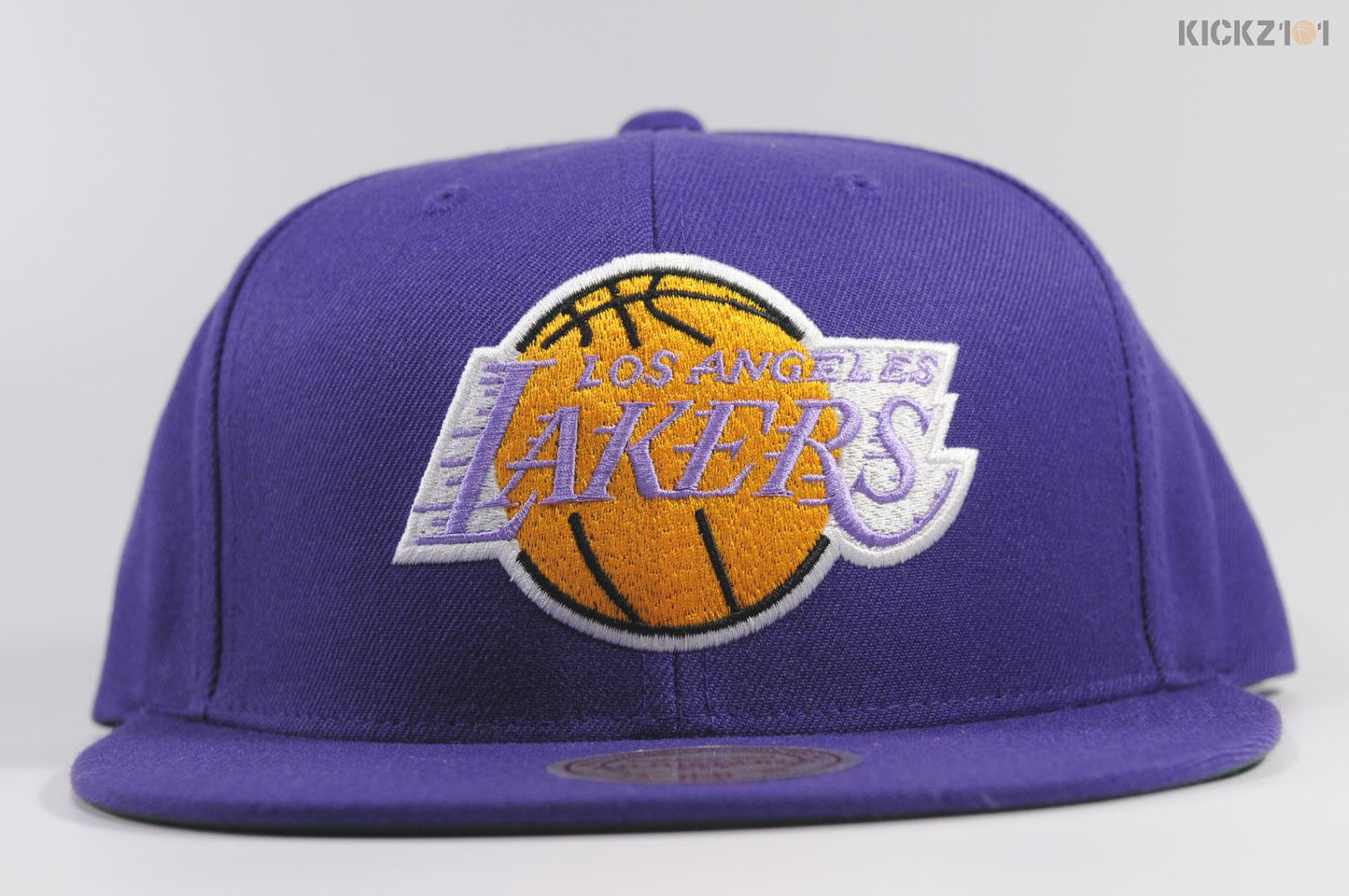 Mitchell & Ness NBA Retro Crown Throwback